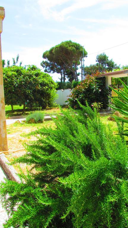 Salento Appartamenti Casalabate Szoba fotó